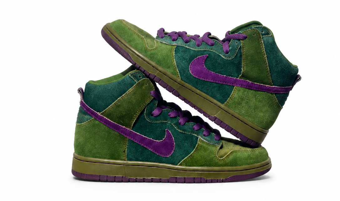 Nike SB Dunk High Skunk 420