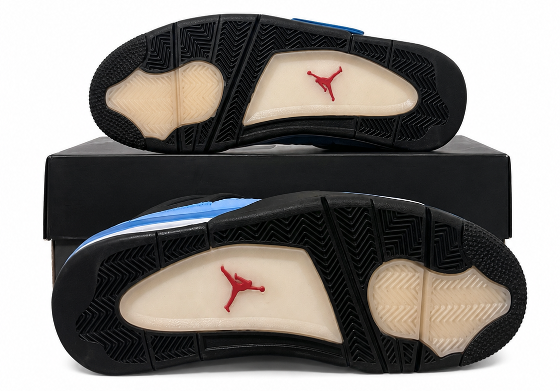 Jordan 4 Retro Travis Scott Cactus Jack (Friends and Family)