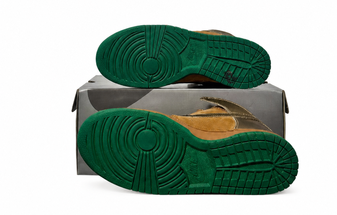 Nike SB Dunk High Lucky 7