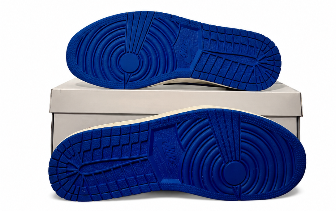 Jordan 1 Retro Low OG SP Fragment x Travis Scott